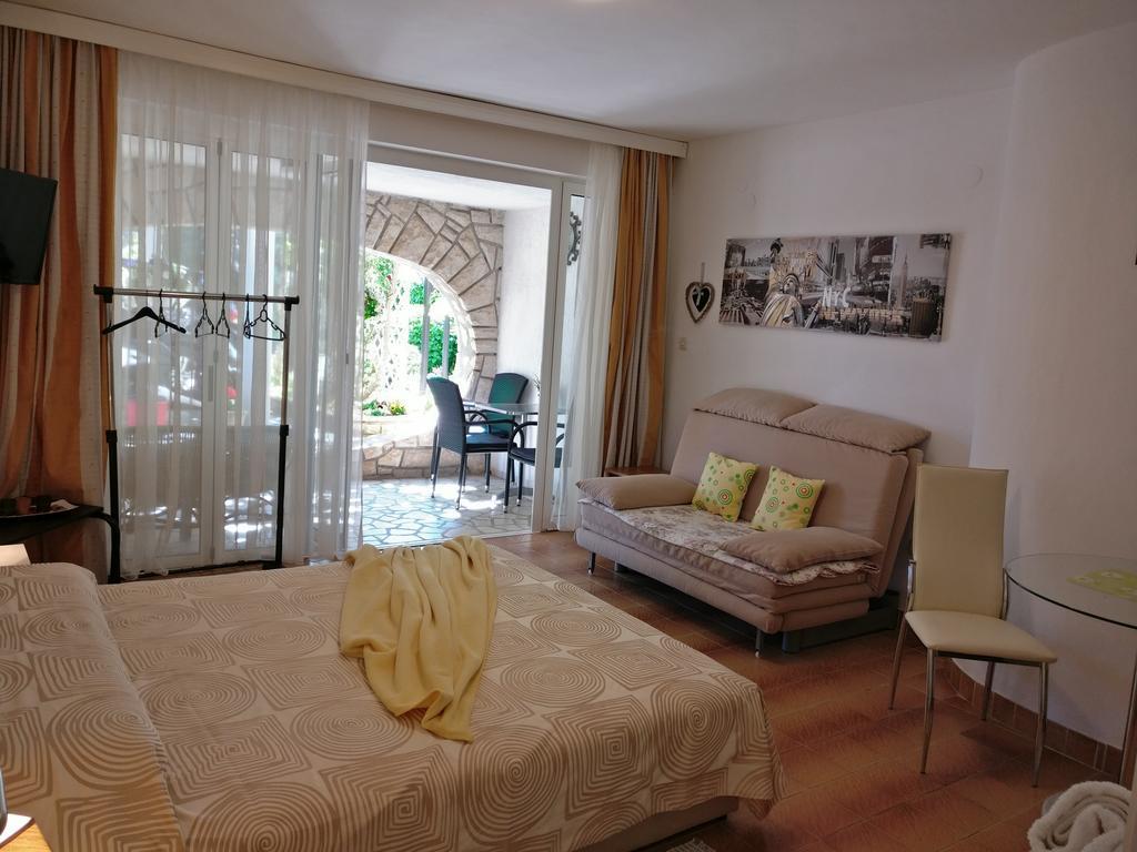 Apartments Ana - Rovinj Exterior photo